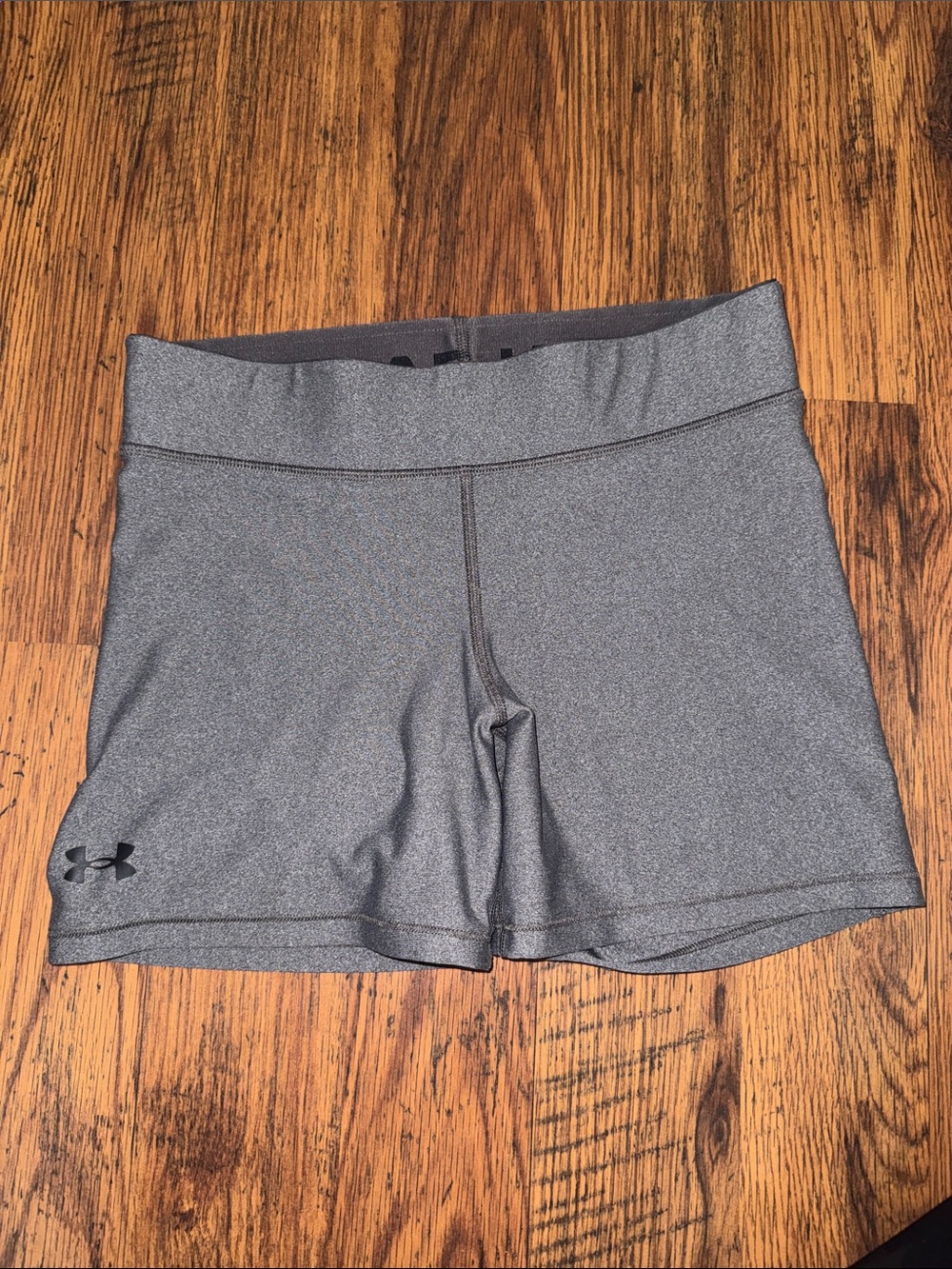 Under Armour Women's Grey Heather Compression Bike Shorts 18.T